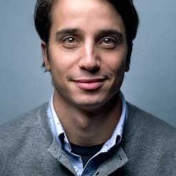 Lars β father, The Hague